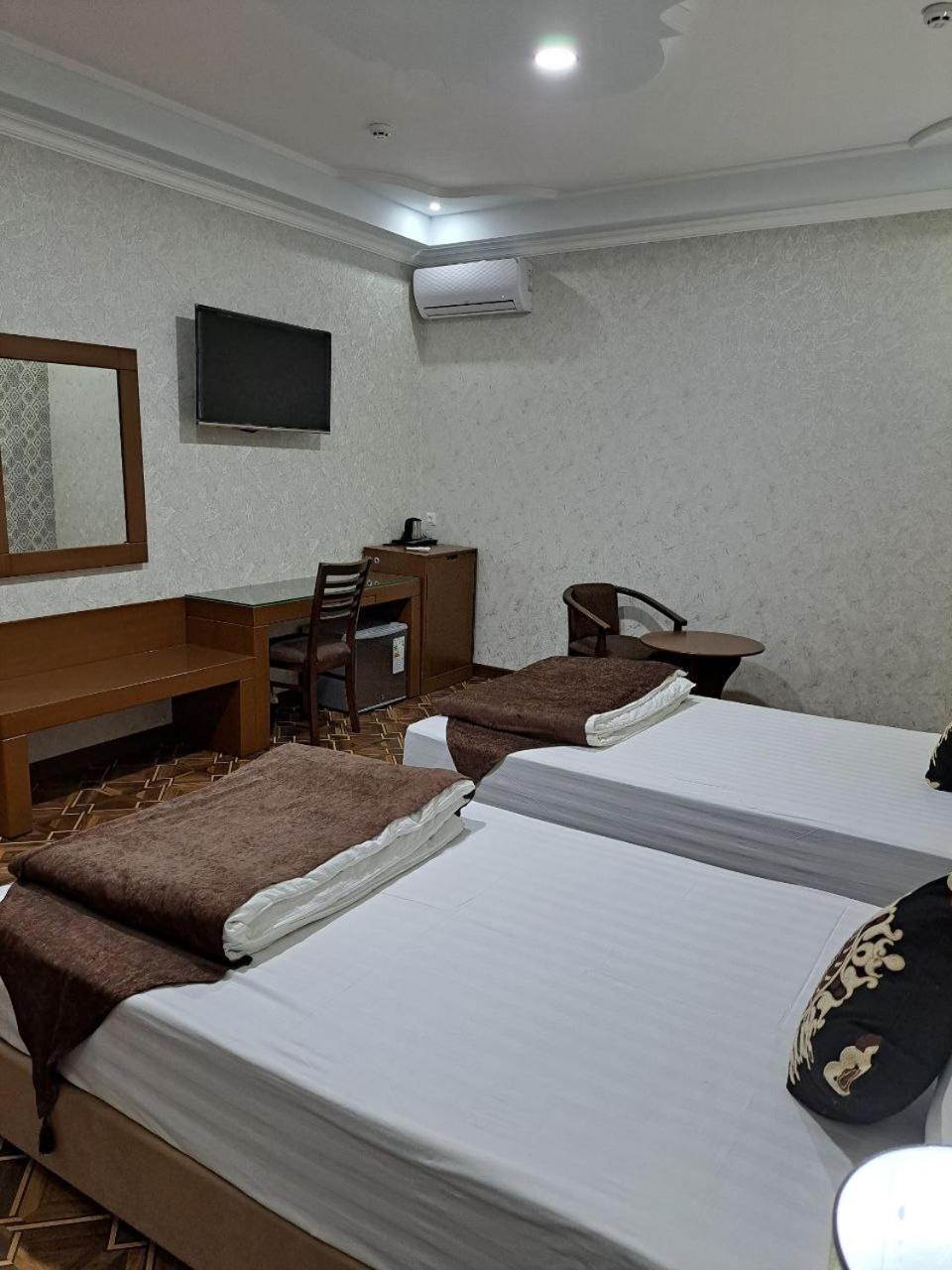 Caravan Plaza Inn Boutique ブハラ エクステリア 写真